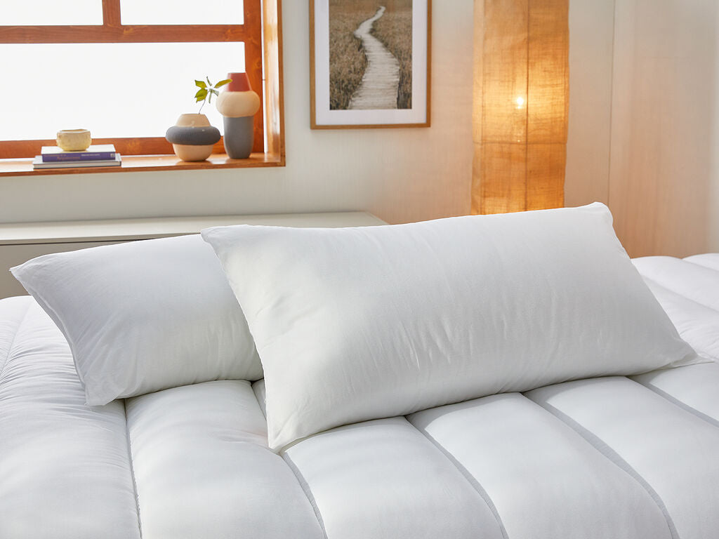 Almohada de fibra con funda de algodón antiácaros (1)